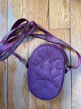 Lululemon RARE Team Canada Future Legacy Crossbody Bag
